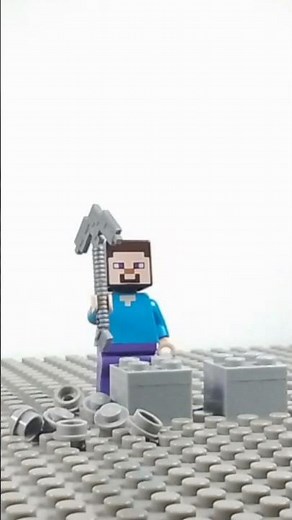 LEGO Steve's Pickaxe ⬜