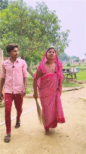 #comedy🥱🙄🌧️🌞 #love #funny #duet #comedyforever #bhojpuri #comedyg #sorts #lifeisbutadream #song #com