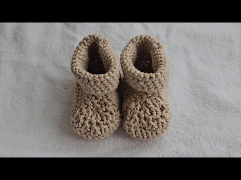 EASY and FAST Baby Booties Tutorial