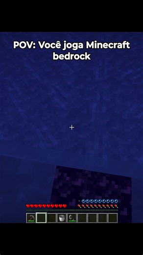 Bedrock é um bug ou um bug é bedrock? #minecraft #minecraftlogic #minecraftmemes #minecraftbuilds #minecraftbuilding #minecrafttutorial | JucaShow