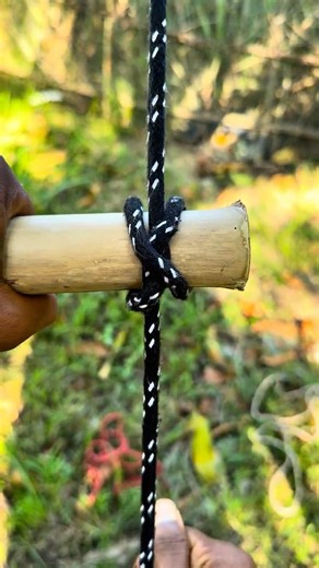 Strongest Rope Knot for Wood & Pole | Easy Secure Binding Knot Tutorial #survival #knot #rope