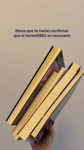 María León on Instagram: "aunque a Rosalía le asusten un poco los -ismos ❣️ #books #libros #librosrecomendados #bookstagram #bookstagramespaña #rosalia"