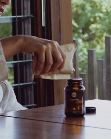 Moon Juice Organic Ashwagandha Supplement - Ashwagandha KSM-66 Root Powder Extract (15:1 Full-Spectrum) for Stress, Focus & Mood - Vegan, Non-GMO, Gluten-Free - 1.3 oz, 72 Servings