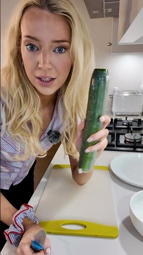 How to Make Easy Hot Honey Salmon 🌶️🍯 (Healthy Weeknight Dinner!)