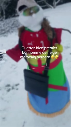 Le premier bonhomme de neige marocain berbère
