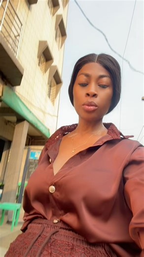 Il a de cela 3ans que j’avais arrêté les djanguis qu’on siège pour guérie les blessures qu’ont causés d’autres djangui que je faisais avant pour cette nouvelle année 2026 j’ai décidé de tout laisser derrière moi et avancer que papa god soit au contrôle 🙏🙏🙏