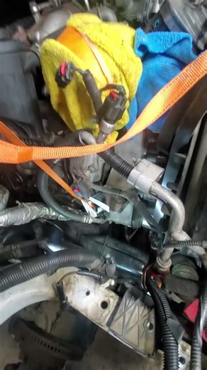 working on a 6.4 powerstroke #dieselmechanic #pacificnorthwest #tools4life #automobile #mechanic