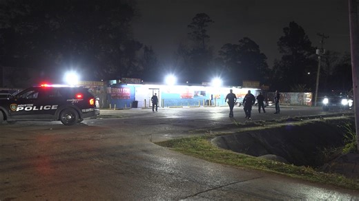 A man was shot point-blank in the head after an earlier assault in a convenience store parking lot. This happened in the 8700 block of Denton St. in northeast Houston. Police say a man snuck up behind him and shot him in the back of the head when he wasn't looking. | Houston Stringer