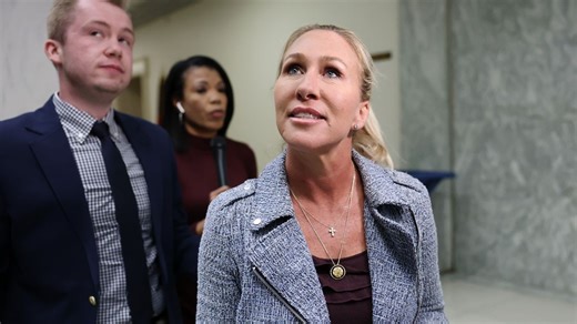 Conservatives push back on billionaire who calls for limitations on First Amendment