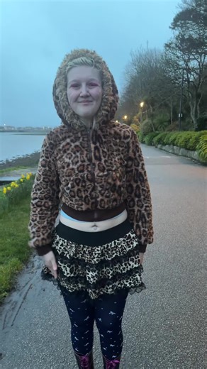 Chloe Williams (@chloe.2426)’s video of Knee Drop