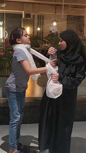 Something To Eat #trend #entertainment #10millionsviews #reelitfeelit #ytshorts #AMZTALKs #memes