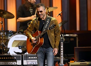 Eric Church's New 'Heart On Fire' Music Video Is Packed With Throwbacks