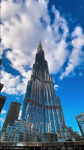 Stunning 4K View of the Burj Khalifa: Dubai’s Iconic Skyline in Ultra HD