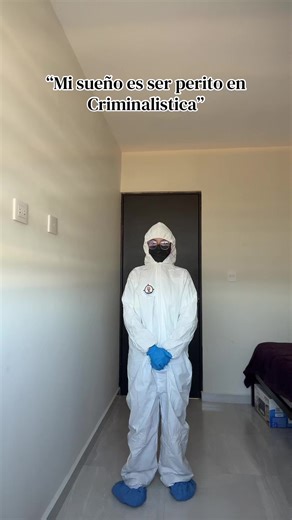 Becoming a Forensic Expert: Humorous Insights