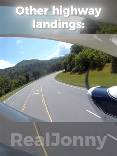 DC-10 Highway Landing 💀| #aviation #airplane #automobile #shorts #like #subscribe #airport #like