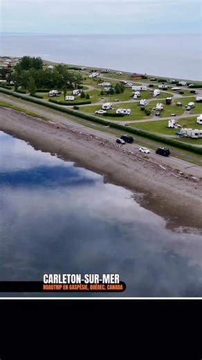 Carleton-sur-Mer 💙 Là où la mer, les montagnes et la tranquillité se rencontrent. Carleton-sur-Mer #Roadtrip #vanlife #quebec #gaspesie #canada | Vanlife Entre Amis