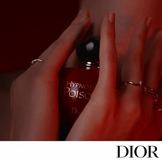 I 7 PECCATI SECONDO POISON Scopri Hypnotic Poison Eau de toilette, una fragranza orientale leggendaria, inebriante e straordinariamente seducente. Saprai resistere alla tentazione? #hypnoticpoison | Dior