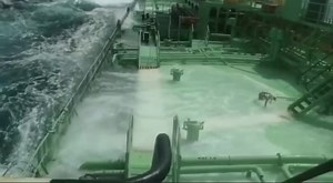 Rough Sea is Very Dangerous | 𝗠𝗮𝗿𝗶𝗻𝗲 𝗩𝗶𝗱𝗲𝗼