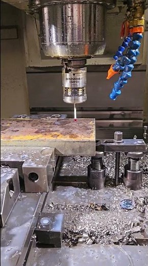 Program reference point Definition on the CNC Milling Machine by probe, Changing Tools on a CNC