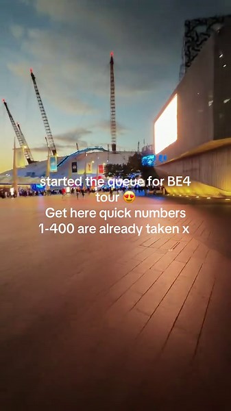 How to Join a Billie Eilish Concert Queue When Numbers Are Taken