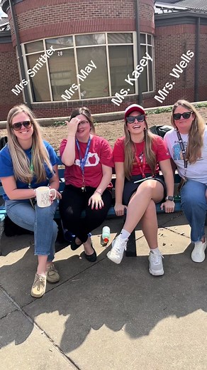 How do tou spell Mickey Mouse? 🐭 Mrs. Barton thought it was a trick question 😂 #mickeymouse #elementaryteachers