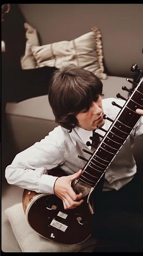 Norwegian Wood — The Beatles (1965) 🌿🎶 | First-Ever Sitar in Pop History! 🇮🇳🔥 #thebeatles #music