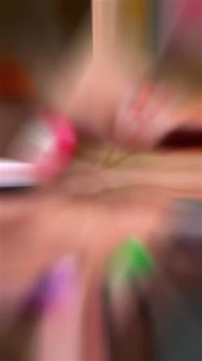 🌟🦺••• Stickers? What’s that? Chrome stars were a hit! 🦺🌟••• Estiker? Qué es eso? Estrellitas cromadas salieron súper! #acrylicnails#housecallsavailable🏡#neveradullmoment❤️ | Gabriella Pech