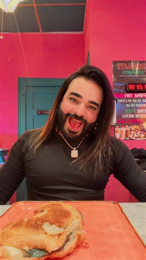 Ye kis Tara ka Burgar ha | jack sparrow run