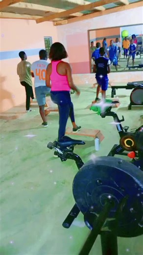 Vidéos de la maison du sport (@la.maison.du.sport) avec son original - la maison du sport