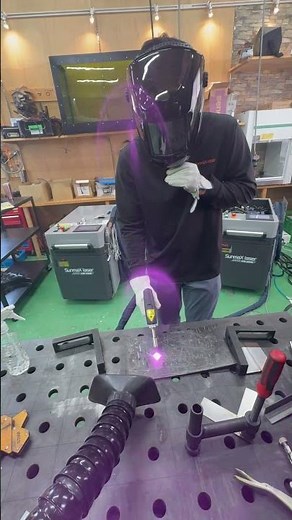 安全インターロック付き保護ヘルメット サンマックスレーザー レーザー加工機 SUNMAXLASER