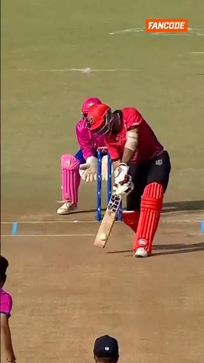 Naman Ojha roars!🔥The keeper batsman smashed 8 sixes on his way to an unbeaten century. 👊