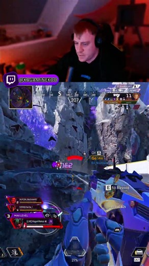 ALTER CARRIES HARD 😈 1vs3 Clutch in Apex Legends | Backpack Moment