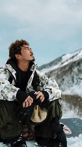 Big mountain flow from @KazuKokubo, where his signature switchblade of powder boards, the Kazu Kokubo Pro, feels right at home. | CAPiTA SNOWBOARDING