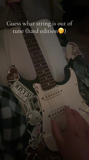 lucky bunny (@lucky.bunny63)’s video of guitar strings