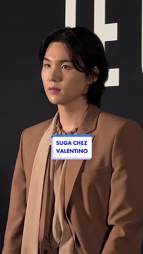 SUGA chez Valentino ! Découvrez son look incroyable