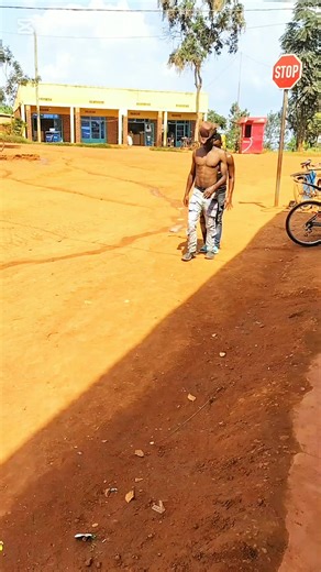 Fox Man Mateso on Instagram: "Best piano legwork challenge #bestphotochallenge #piano #legwork #challenge"