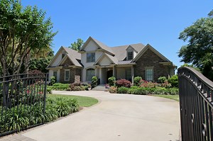 Forest Lake Neighborhood • The Moore Company • Columbia, SC Real Estate