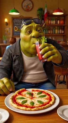 Shrek and pizza🍕🍕🍕#shrek #pizza #top