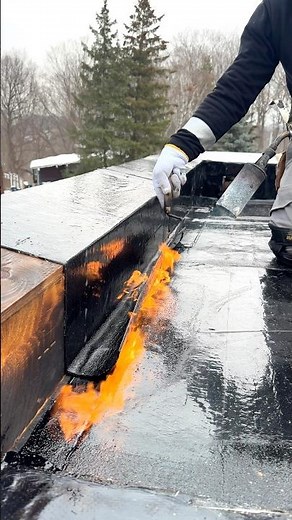 Base flashing flat roof