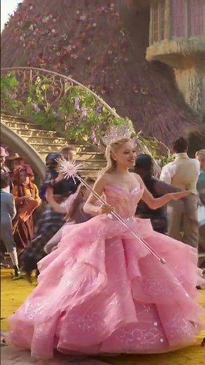 Ariana Grande’s ICONIC “No One Mourns the Wicked” Performance 💚✨