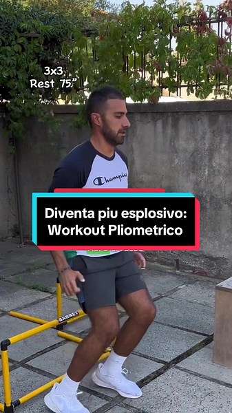 Pliometria sia per migliorare le prestazioni che a ridurre infortuni muscolo-tendinei. Sviluppa il salto vericale 👉 @Prep. Fisico Gioele Salvadori #preparazioneatletica #gioelesalvadori