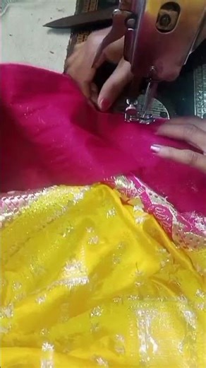 Machine se saree me fal lagaye 👍💯🪡🧵💯🪡🧵 #ytshorts #blousepattern #fashion #trendingshorts
