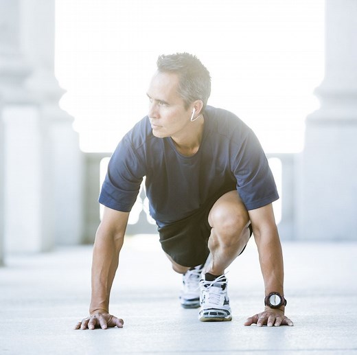 全身の可動性向上を目指す10のトレーニング方法【理学療法士監修】｜メンズヘルス