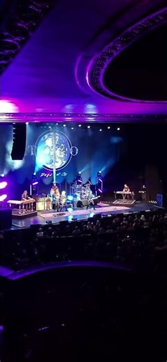 Toto “Endless” LIVE at The Orpheum Theatre