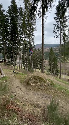 Go Big: Epic MTB Freeride with Giant Bikes