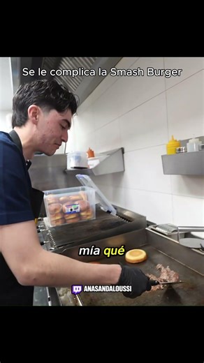No es fácil hacer una Smash Burger 😅