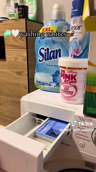 wash_with_ca4oria na TikTok