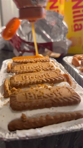 Biscoff Banana Pudding has been selling like hotcakes #cooking #biscoff #bananapudding