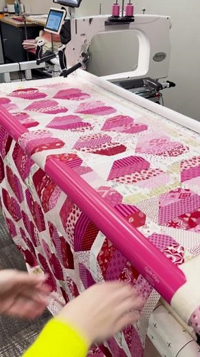 Keep your quilt in place with ease! Quilt clips are a game-changer for longarm quilters. They help keep your fabric taut and aligned, so you can focus on creating without the hassle. Say goodbye to shifting layers and hello to flawless quilting! Get your quilt clips today!👇 https://graceframe.com/en/product/quilt-clips #quilting #quilter #quilts #GraceCompany | Grace Company