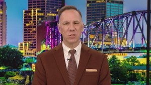 Snow continues to pile up in Houston, Texas